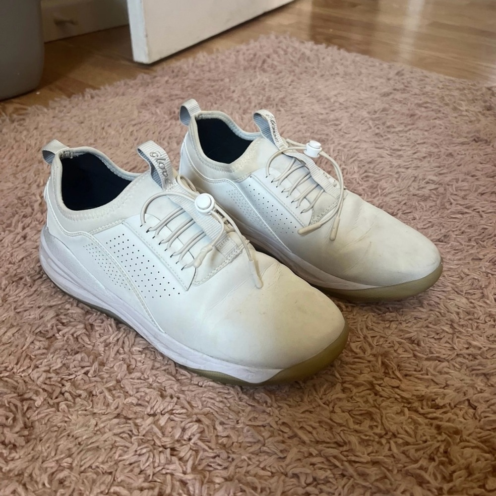 Clove Sneakers